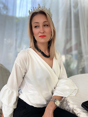 Ukraine bride  Karina 45 y.o. from Krasny Luch, ID 90389